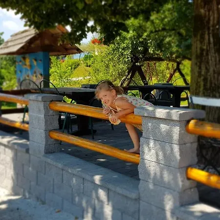 Apartma Pri Bostjanu