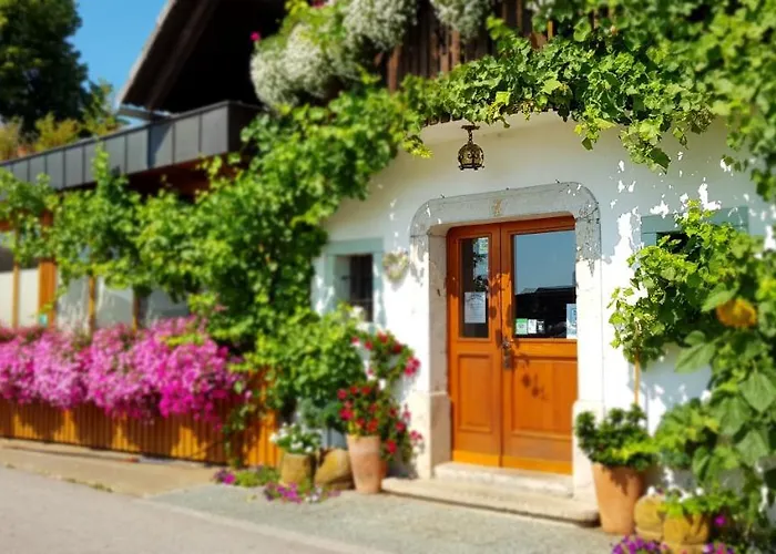 Apartma Pri Bostjanu * Škofja Loka